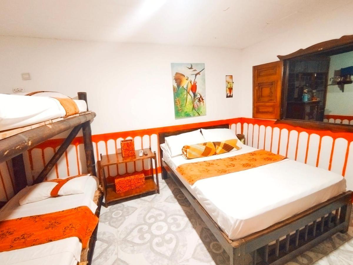 Casa Turistica Art-Velez Salento Hotel ภายนอก รูปภาพ