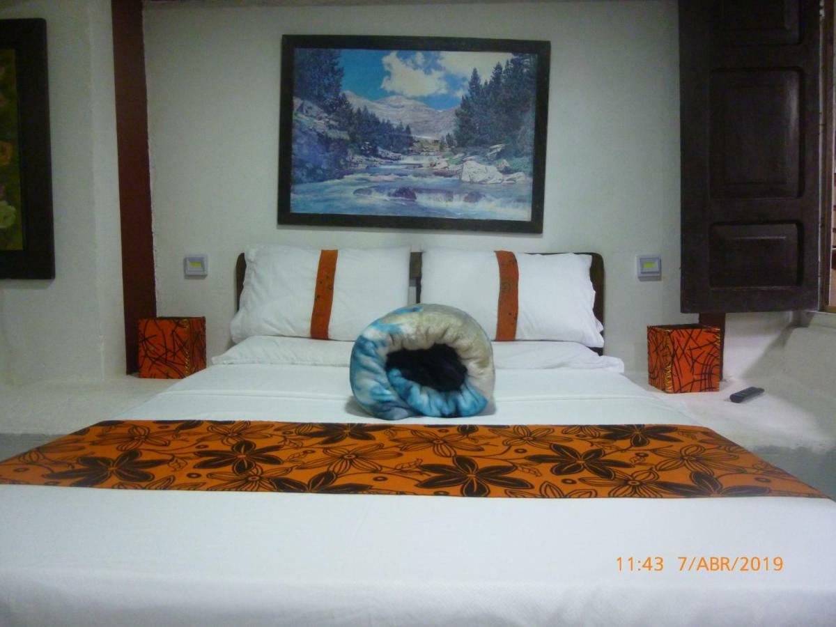 Casa Turistica Art-Velez Salento Hotel ภายนอก รูปภาพ