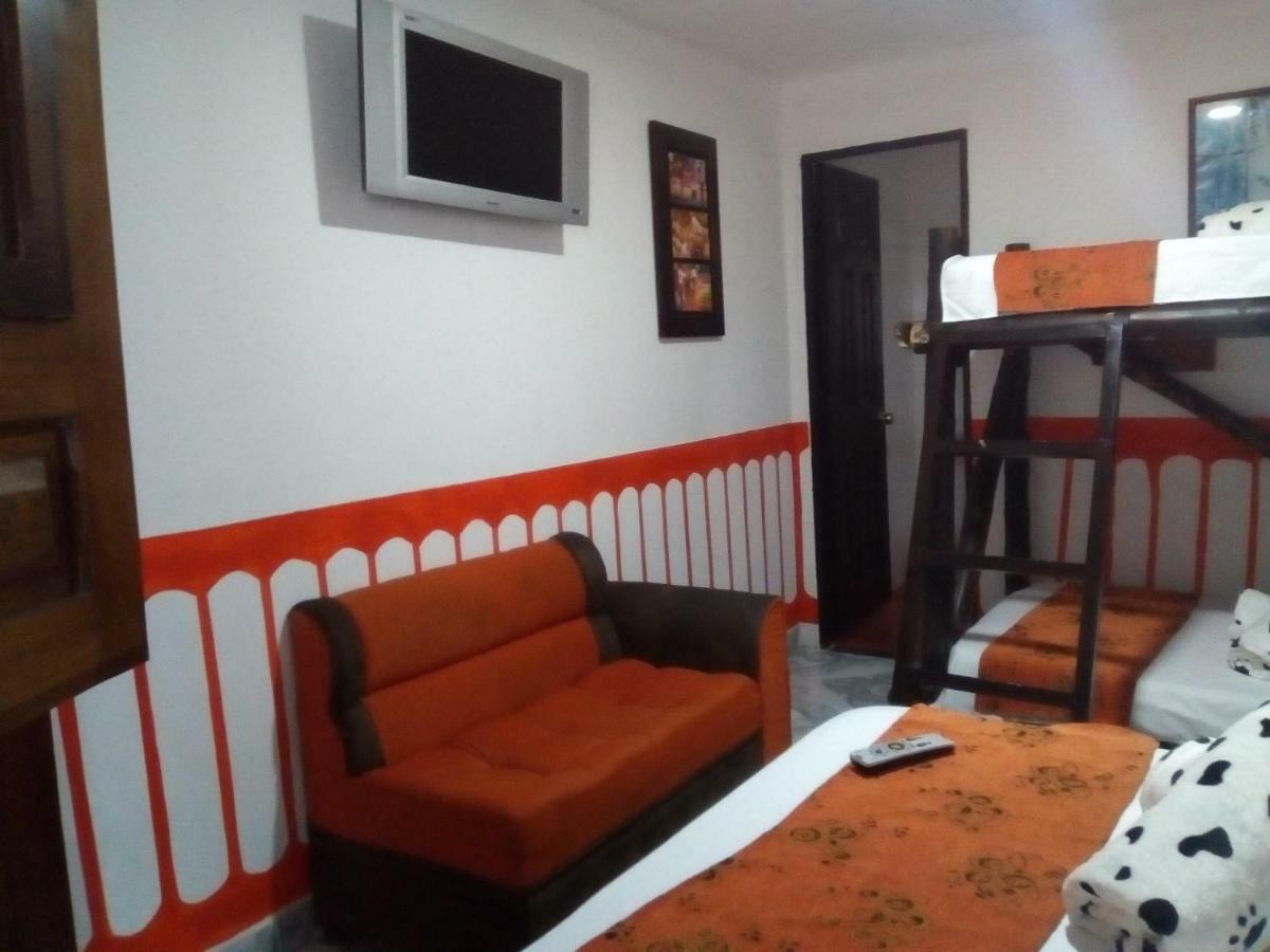 Casa Turistica Art-Velez Salento Hotel ภายนอก รูปภาพ