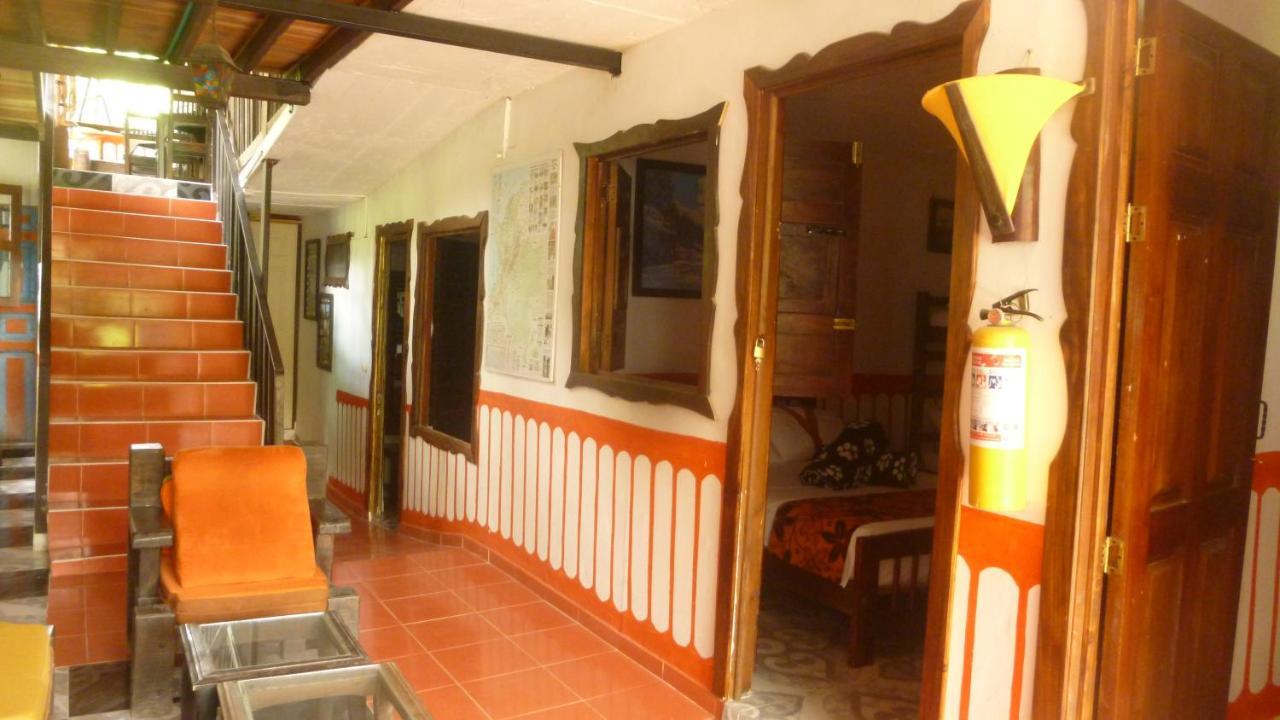 Casa Turistica Art-Velez Salento Hotel ภายนอก รูปภาพ